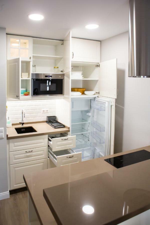 Beachfront apartment in Fuengirola NEW Extérieur photo