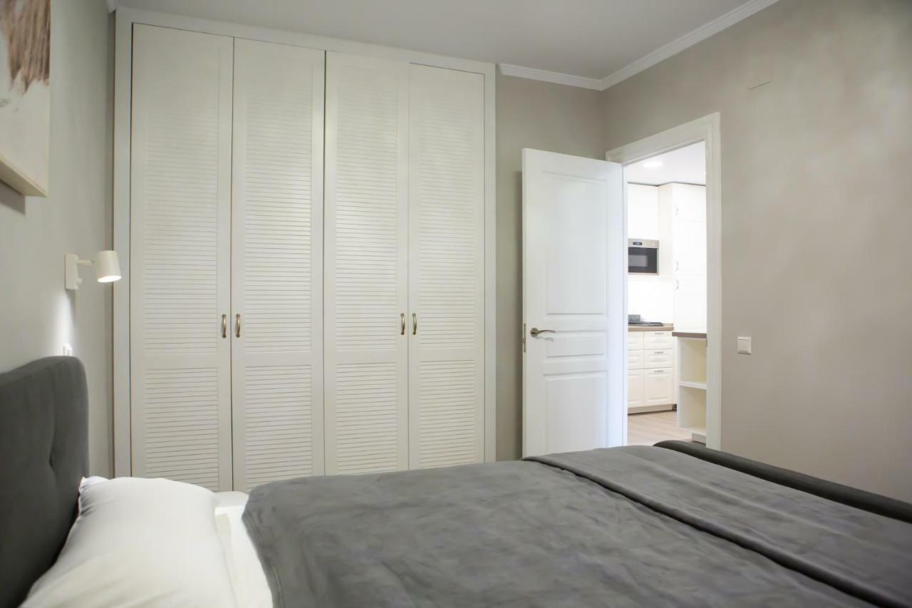 Beachfront apartment in Fuengirola NEW Extérieur photo