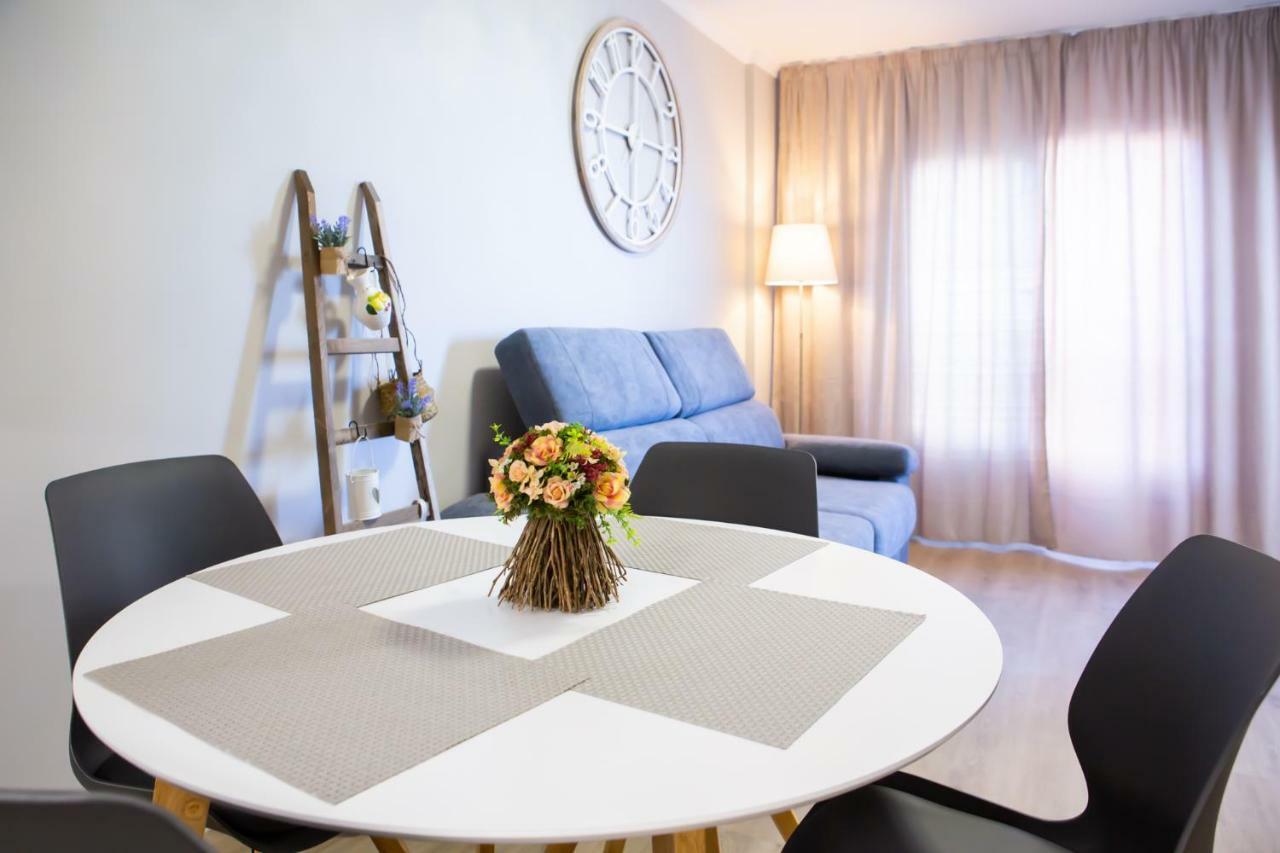 Beachfront apartment in Fuengirola NEW Extérieur photo