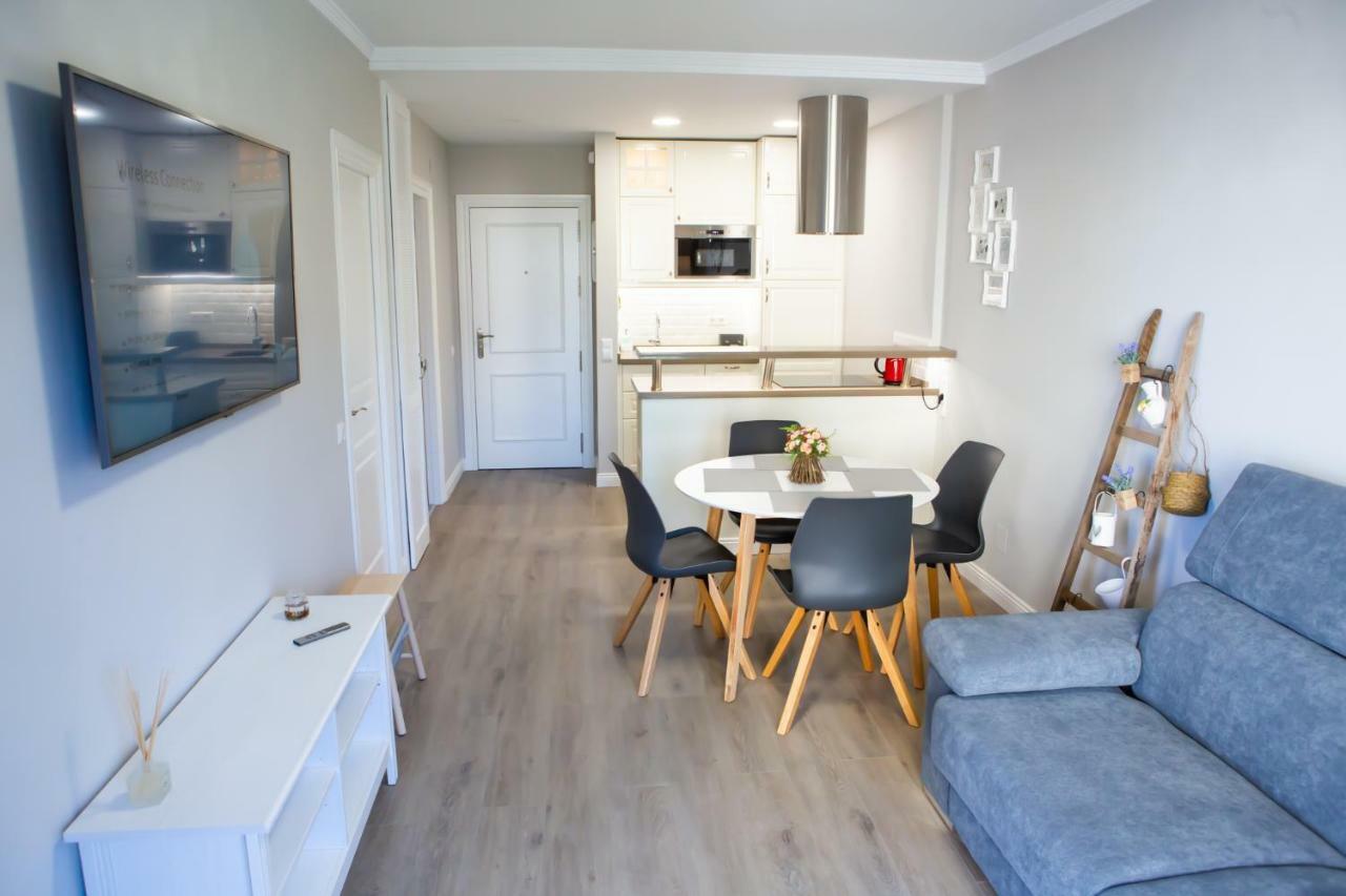 Beachfront apartment in Fuengirola NEW Extérieur photo