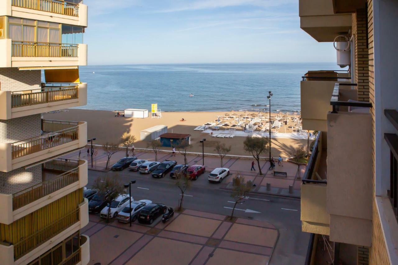 Beachfront apartment in Fuengirola NEW Extérieur photo