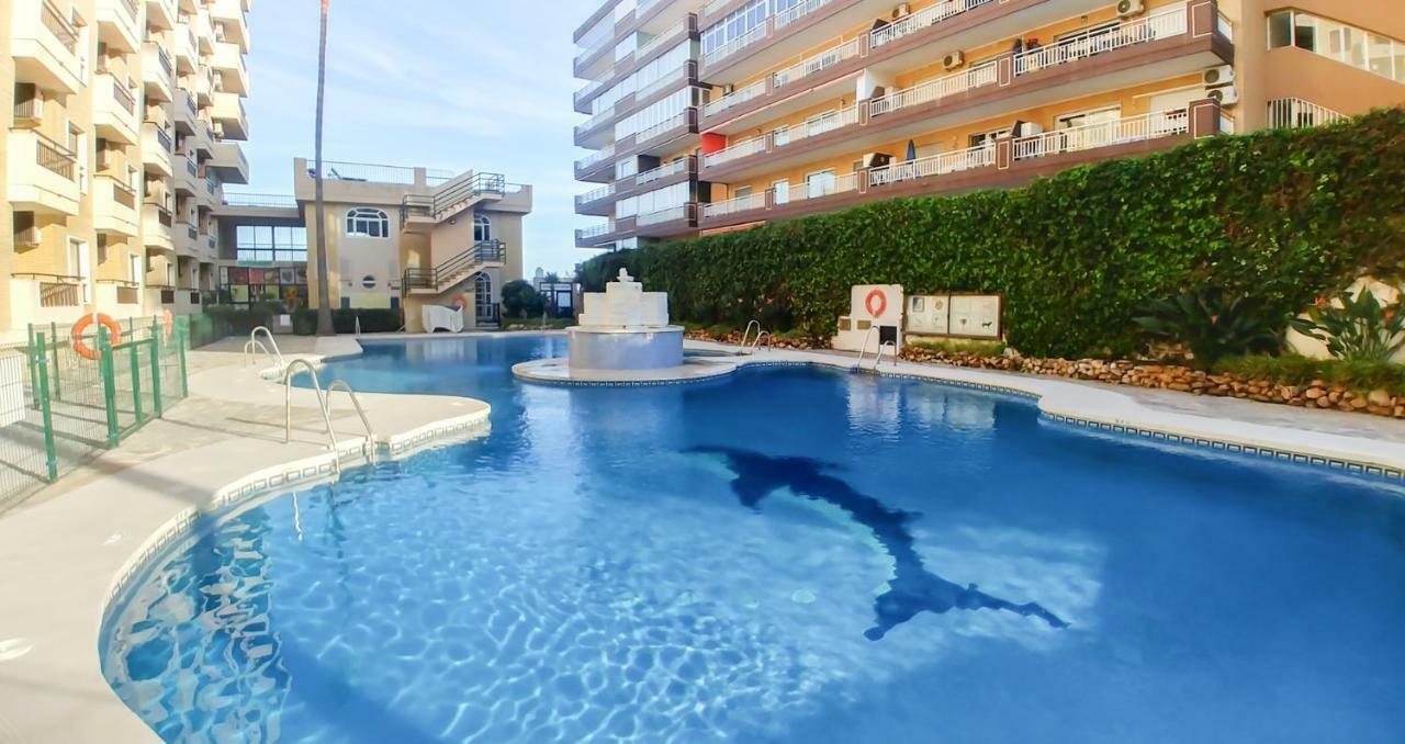 Beachfront apartment in Fuengirola NEW Extérieur photo